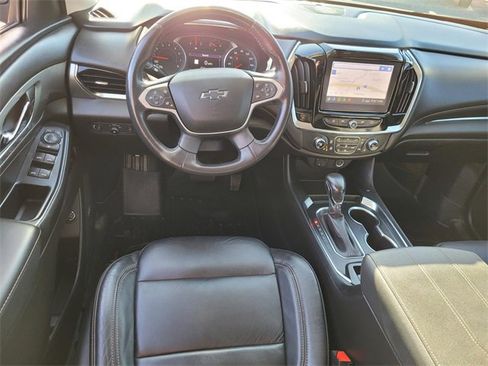 Used 2021 Chevrolet Traverse RS image 16