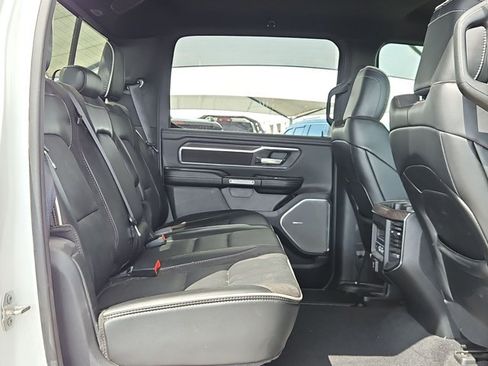 Used 2025 RAM 1500 Laramie AWD/4WD image 14