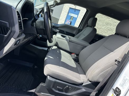 Used 2019 Ford F150 XLT w/ Equipment Group 302A Luxury AWD/4WD image 9