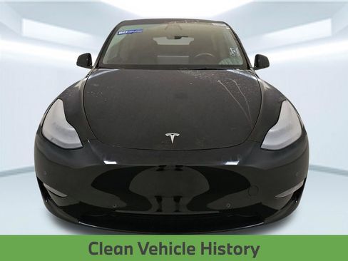 Used 2021 Tesla Model Y Long Range AWD/4WD image 17