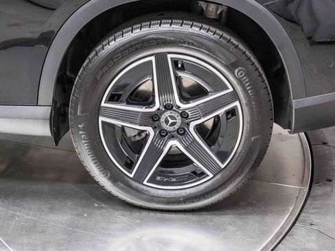 Certified 2026 Mercedes-Benz GLC 300 image 9