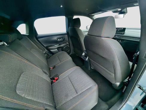 Used 2025 Honda HR-V Sport image 28