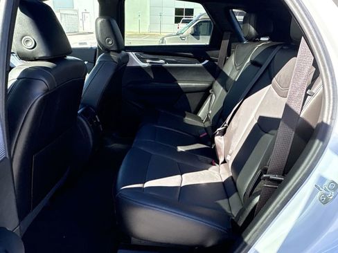 Certified 2025 Cadillac XT5 Premium Luxury image 29