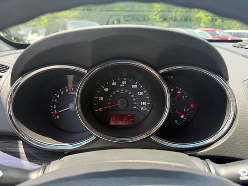 Used 2013 Kia Sorento LX w/ Convenience Pkg FWD image 11