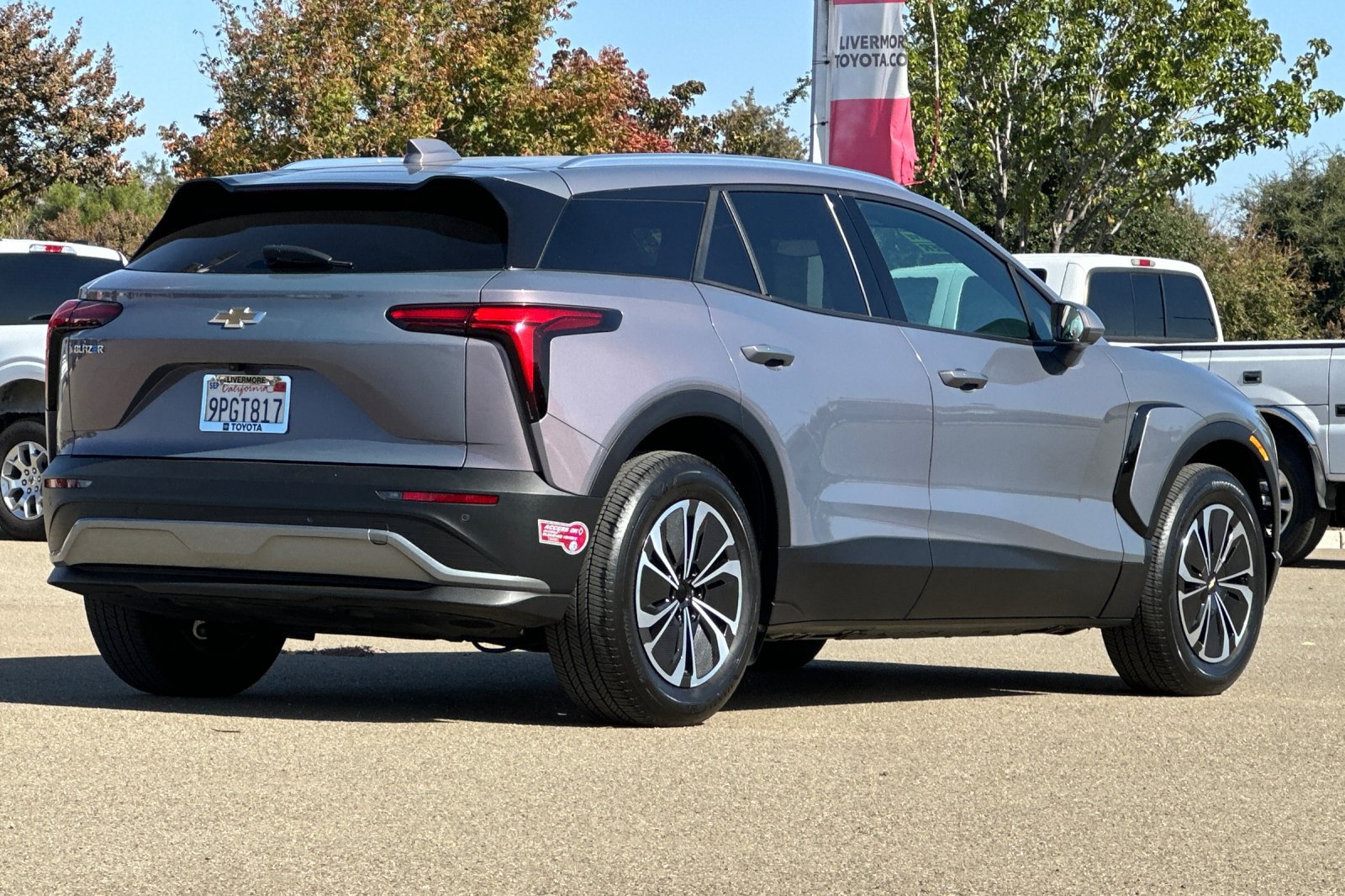 Used 2024 Chevrolet Blazer EV LT AWD/4WD image 4