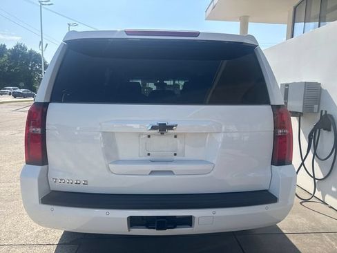 Used 2018 Chevrolet Tahoe LS RWD image 4
