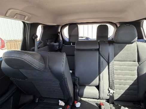 Used 2022 Mitsubishi Outlander SE image 15