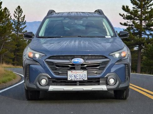 Certified 2023 Subaru Outback Limited image 3