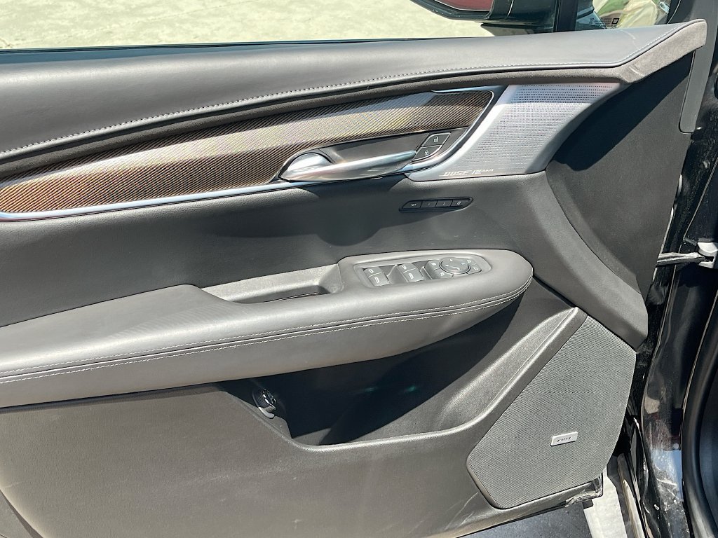 Used 2022 Cadillac XT5 Sportv w/ Platinum Package AWD/4WD image 18