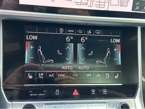 Used 2023 Audi A7 3.0T Premium Plus w/ Premium Plus AWD/4WD image 21