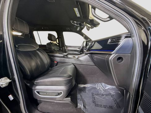 Used 2022 Jeep Grand Wagoneer Series II w/ Premium Group II image 27