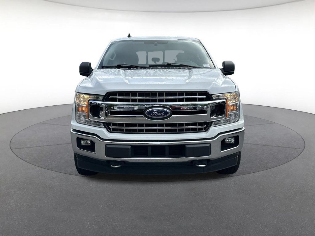 Used 2019 Ford F150 XLT w/ Equipment Group 302A Luxury AWD/4WD image 9