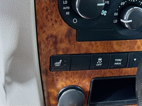 Used 2007 Jeep Grand Cherokee Overland AWD/4WD image 20