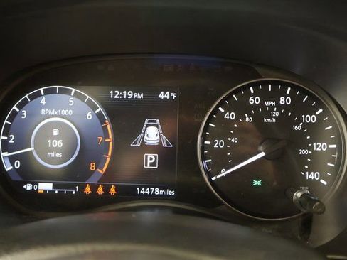 Used 2023 Nissan Kicks SV image 28