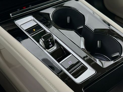 New 2026 Volkswagen Atlas SE AWD/4WD image 16