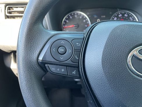 Used 2019 Toyota RAV4 LE w/ All Weather Liner Package AWD/4WD image 18