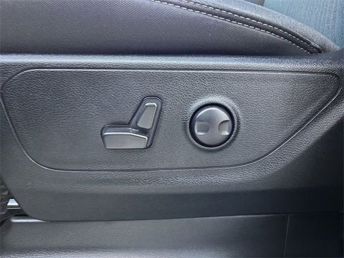 Used 2022 RAM 1500 Big Horn image 19