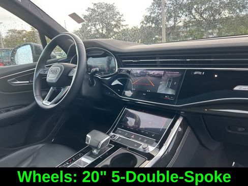 Used 2025 Audi Q7 3.0T Premium Plus image 26