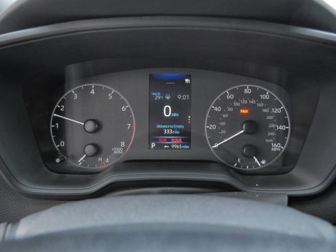 Certified 2024 Toyota Corolla SE image 22