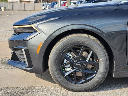 New 2026 Kia K5 LXS FWD image 5