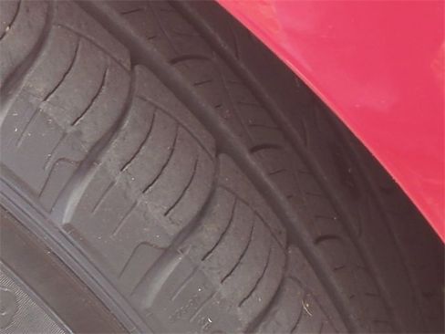 Used 2023 Ford Edge SEL w/ Convenience Package image 18