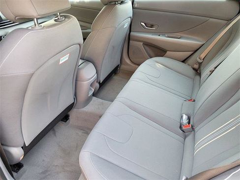 New 2025 Hyundai Elantra Sport image 6