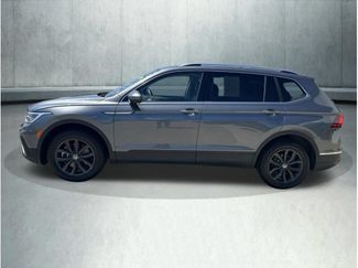 Used 2024 Volkswagen Tiguan SE AWD/4WD video 2