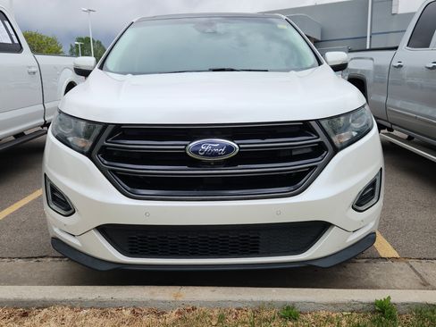 Used 2015 Ford Edge Sport w/ Equipment Group 401A FWD image 2
