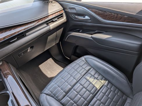 Certified 2023 Cadillac Escalade Sport Platinum AWD/4WD image 16