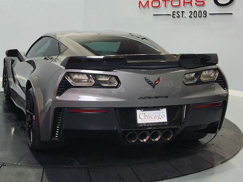 Used 2015 Chevrolet Corvette Z06 w/ Z07 Performance Package RWD image 20