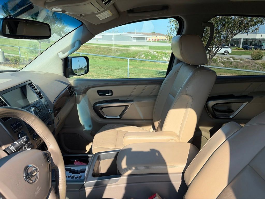 Used 2015 Nissan Armada Platinum AWD/4WD image 53