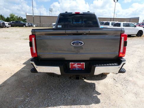 New 2026 Ford F250 XLT w/ XLT Premium Package AWD/4WD image 7