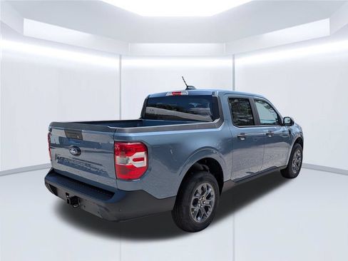 New 2026 Ford Maverick XLT w/ XLT Luxury Package FWD image 7