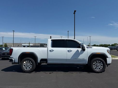 Used 2021 GMC Sierra 2500 Denali w/ Denali Ultimate Package AWD/4WD image 4