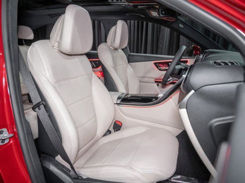 New 2026 Mercedes-Benz GLC 300 4MATIC image 14