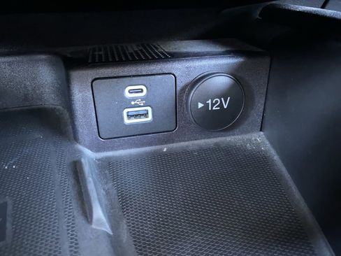 Certified 2023 Ford Escape Platinum image 28