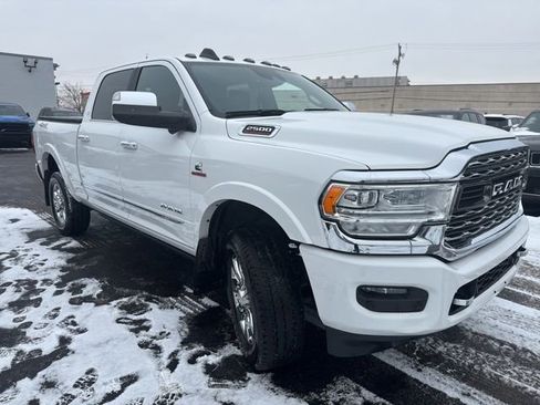 Used 2019 RAM 2500 Limited image 3