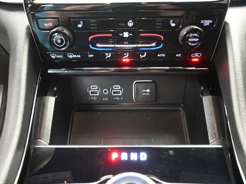 Used 2023 Jeep Grand Cherokee Altitude AWD/4WD image 25