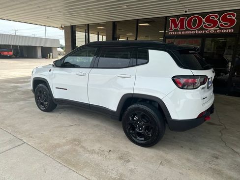 Used 2023 Jeep Compass Trailhawk w/ Trailhawk Elite Group AWD/4WD image 6