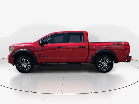Used 2021 Nissan Titan SV w/ SV Convenience Package AWD/4WD image 10