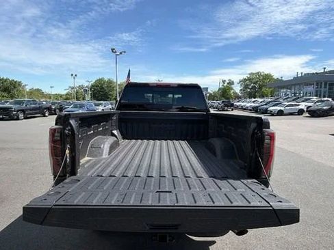 New 2026 GMC Sierra 2500 AT4 w/ Technology Package AWD/4WD image 10