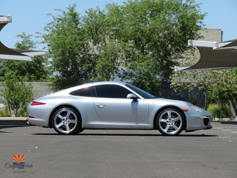 Used 2016 Porsche 911 Carrera image 4