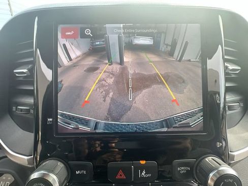 Used 2025 RAM 1500 Big Horn AWD/4WD image 19