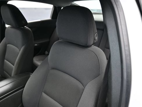 Used 2024 Chevrolet Malibu LT FWD image 18
