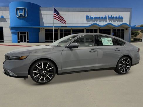 New 2025 Honda Accord Touring image 2