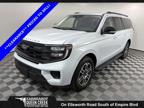 Used 2025 Ford Expedition Max Active AWD/4WD image 1