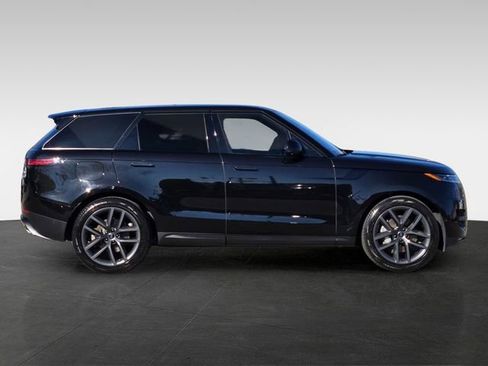 Used 2023 Land Rover Range Rover Sport SE image 7