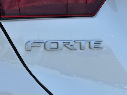 Used 2024 Kia Forte LXS FWD image 24