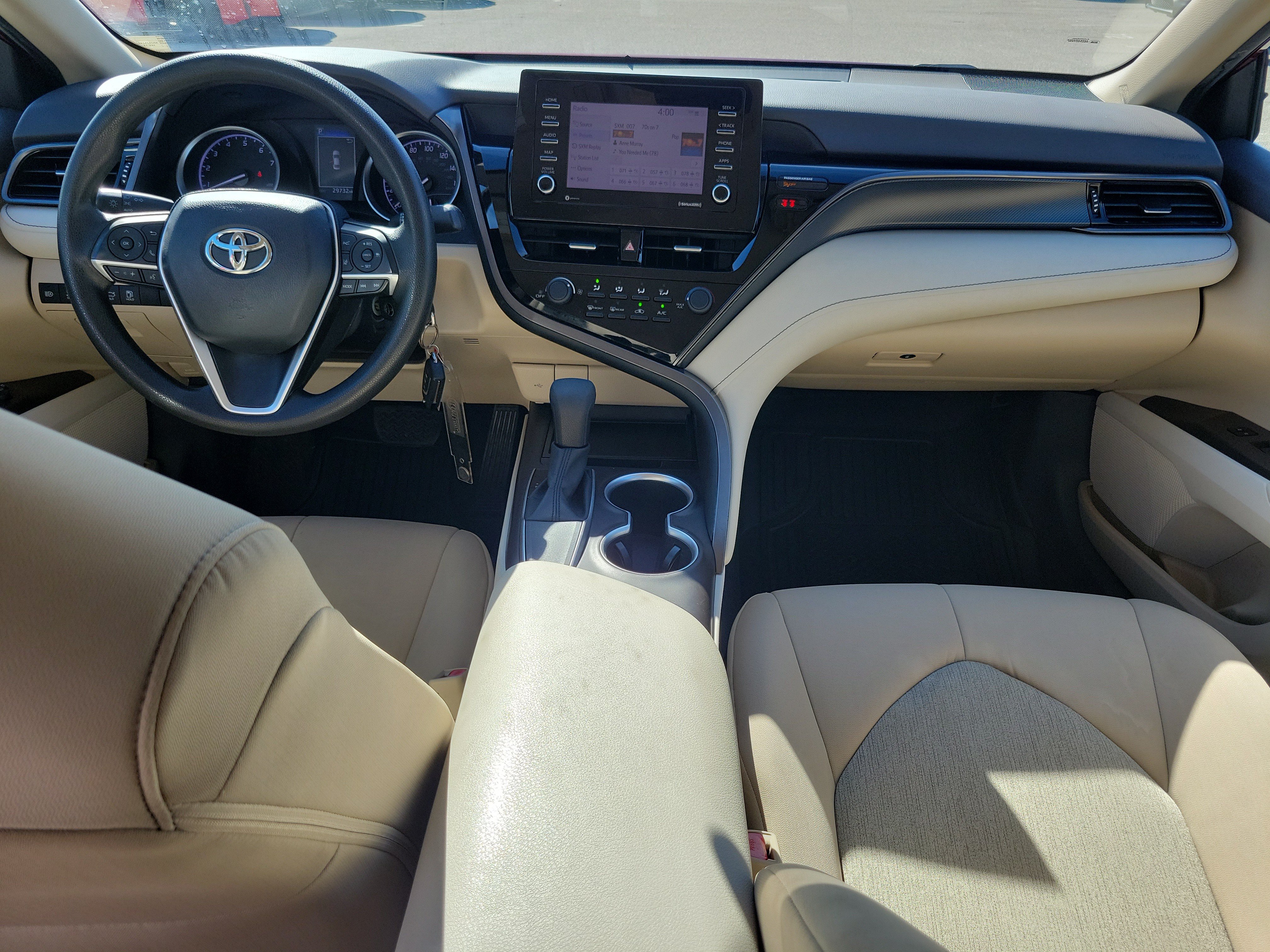 Used 2021 Toyota Camry LE FWD image 16