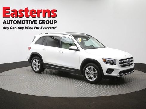 Used 2021 Mercedes-Benz GLB 250 4MATIC w/ Premium Package image 51